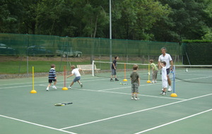 ECOLE DE TENNIS Enfants - Initiation